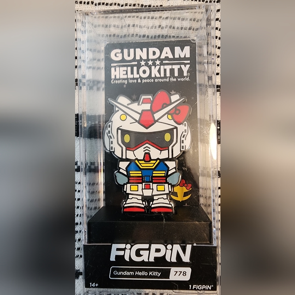 Sanrio Gundam Hello Kitty FiGPiN - Red, Blue, Yellow